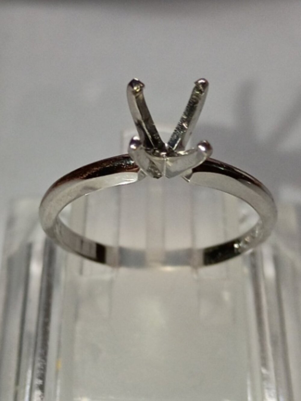 Odds&Ends – Semi-mounts, Castings & Pre-Owned Gold – 16g Gold – 0.61ctw Diamonds - Picture 8 of 15